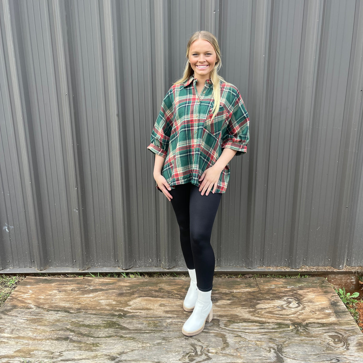 GREEN AND RED PLAID OVERSIZE BUTTON TOP