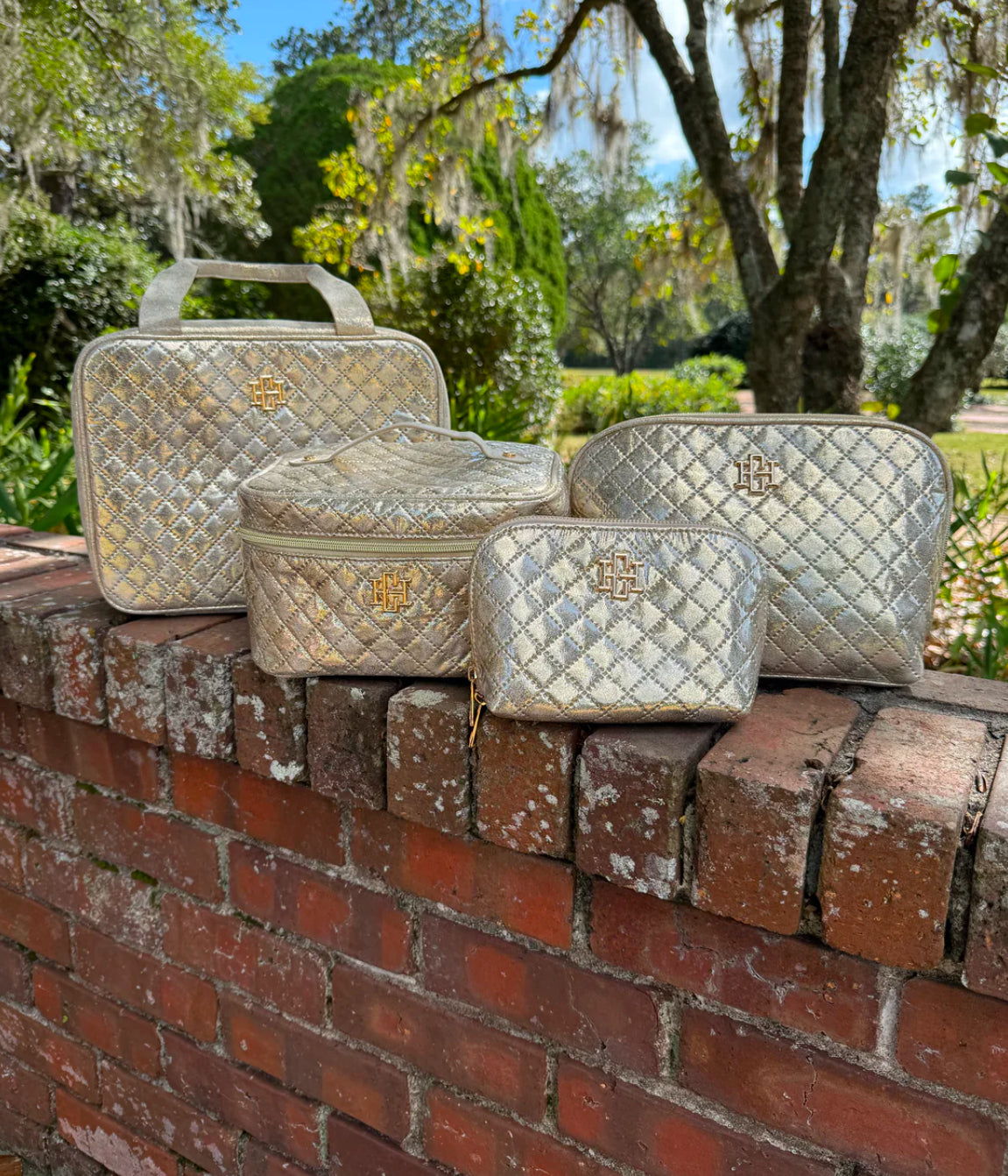 LARGE COSMETIC BAG