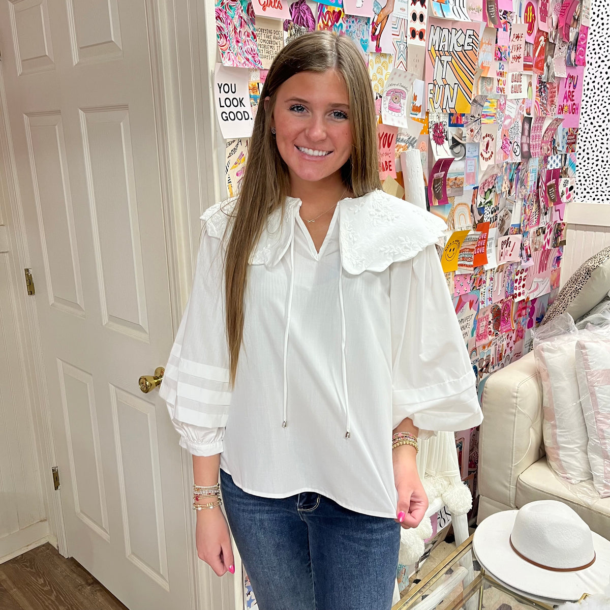 WHITE OVERSIZED COLLAR 3/4 SLV TOP