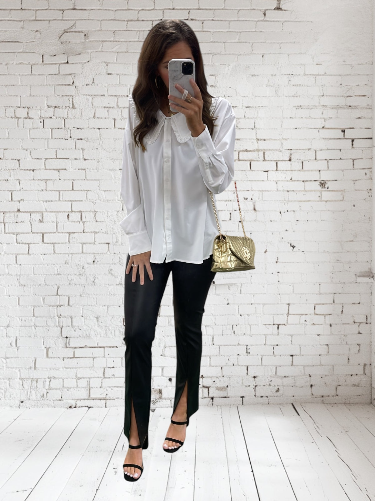 WHITE PETER PAN COLLAR BUTTON UP