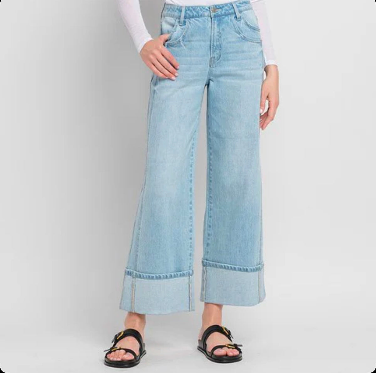 STREAMLINED BAGGY WIDE CUFF JEANS