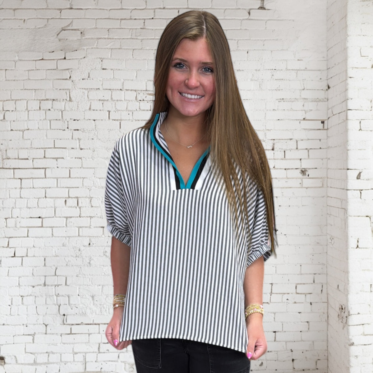 BLACK STRIPED ACCENTED NECK TOP