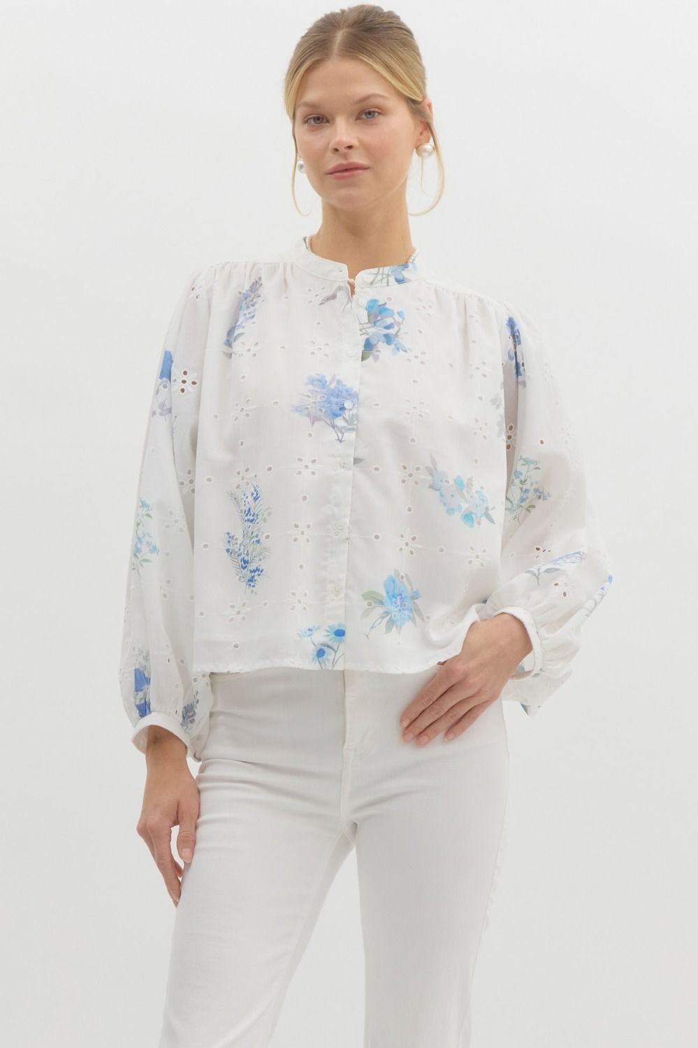 BLUE FLORAL EYELET TOP