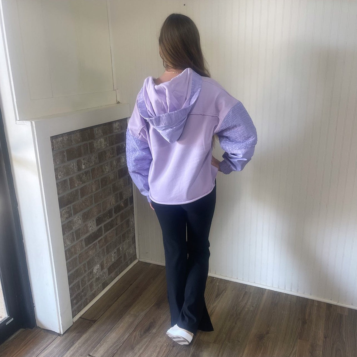 LAVENDER VNECK HOODIE SWEATSHIRT